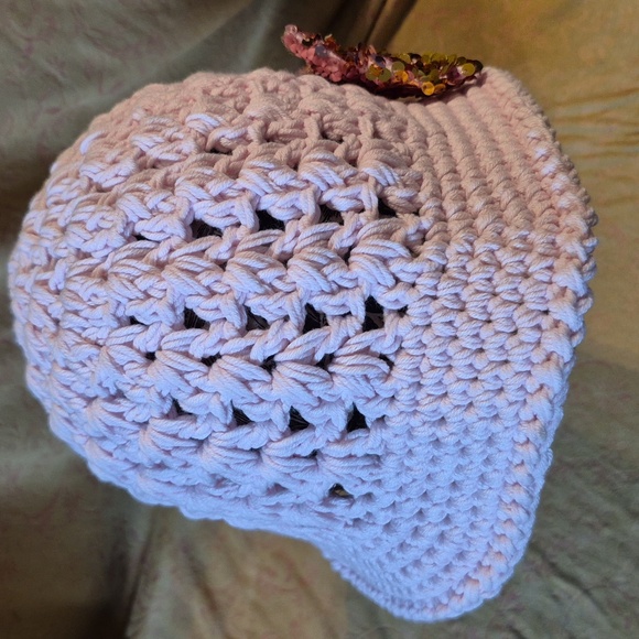 Classic Vintage Look•Summer Crochet ☀️ Bucket Hat - Picture 7 of 11